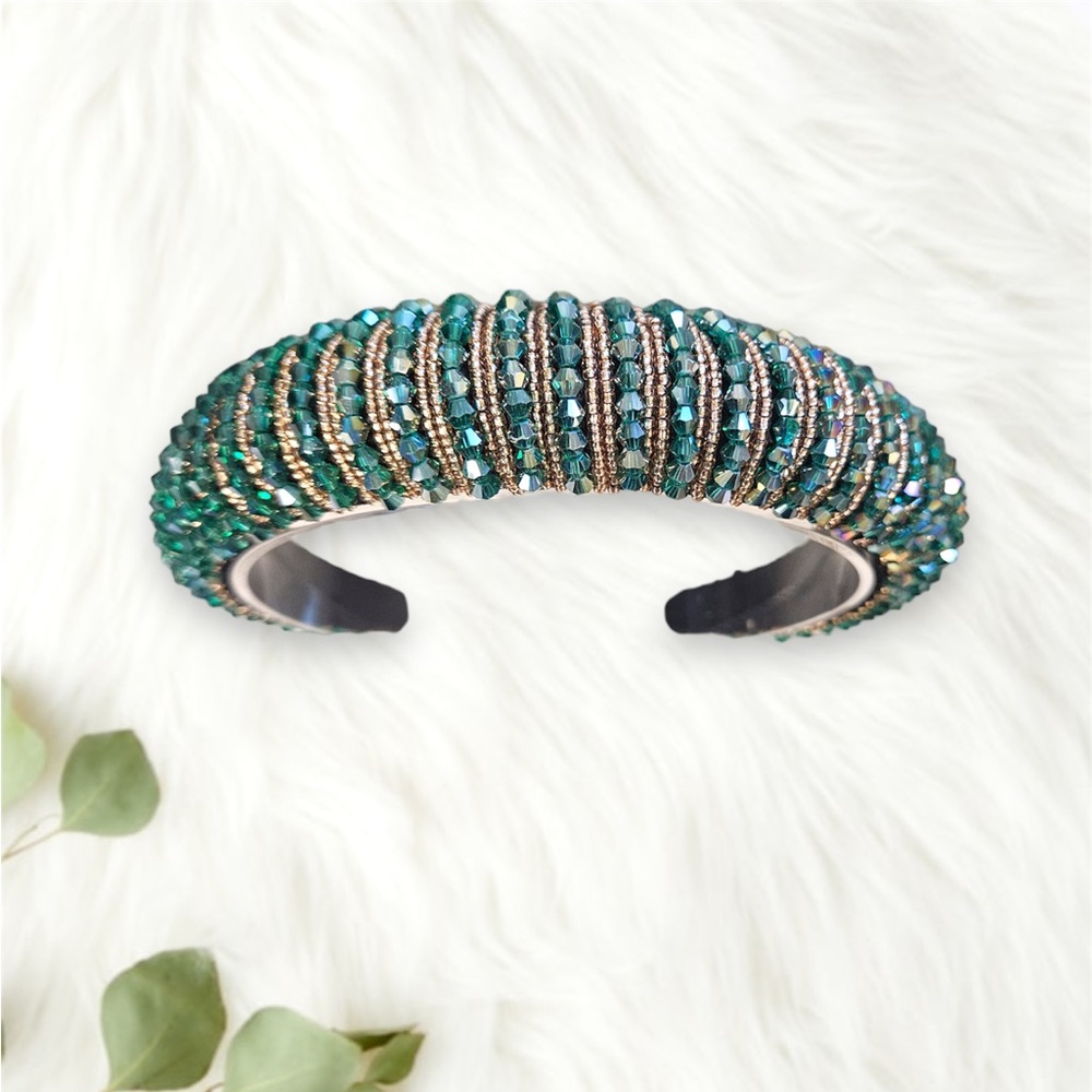 085 - Elegant Green Rhinestone Headband